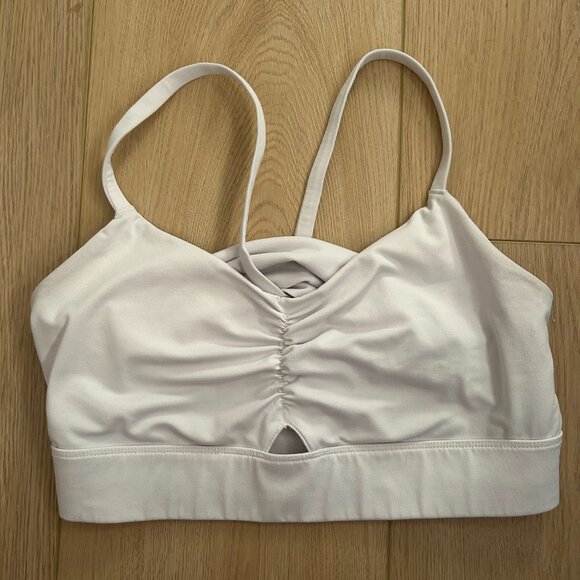 Fabletics Kenzie Sports Bra Size M - Picture 6 of 6